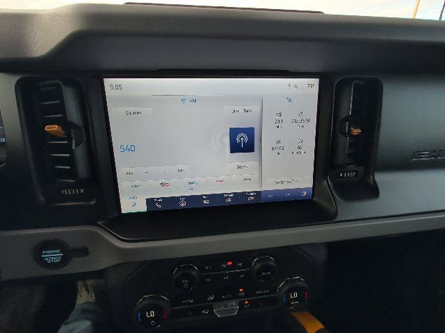 Used 2023 Ford Bronco Badlands AWD/4WD image 18