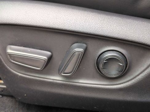 Used 2019 Toyota RAV4 XLE Premium w/ Cold Weather Package image 17