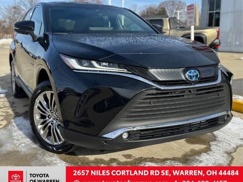 Used 2024 Toyota Venza Limited image 1
