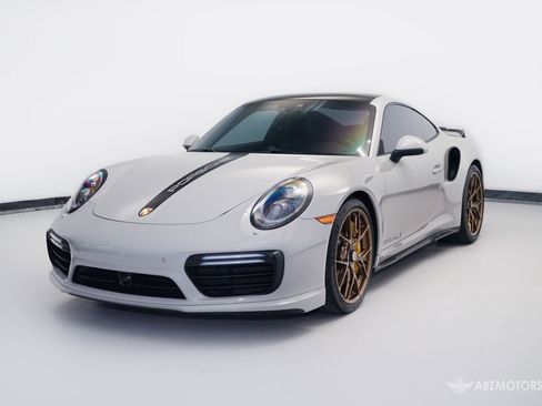 Used 2018 Porsche 911 Turbo S AWD/4WD image 2