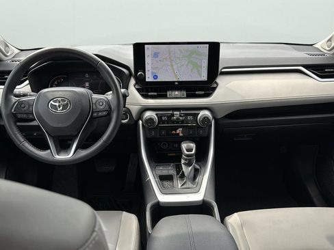 Used 2024 Toyota RAV4 XLE Premium image 22