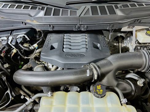 Used 2022 Ford F150 XLT AWD/4WD image 26