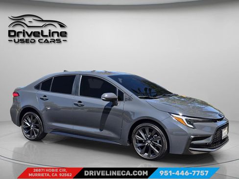 Used 2024 Toyota Corolla SE image 2