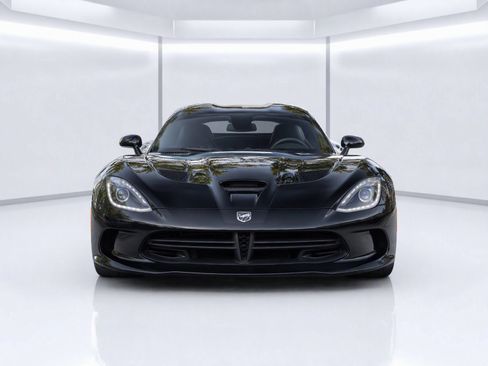 Used 2013 SRT SRT-10 RWD image 5