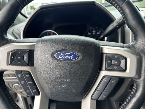 Used 2018 Ford F350 Lariat w/ Lariat Ultimate Package AWD/4WD image 14