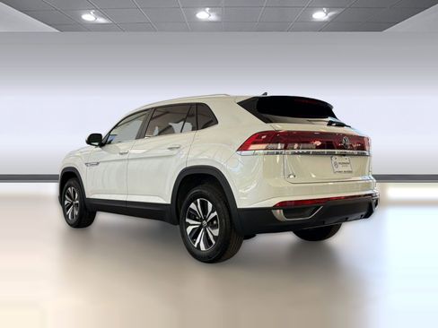 New 2026 Volkswagen Atlas Cross Sport SE AWD/4WD image 3