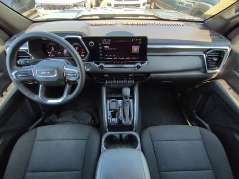 Used 2025 GMC Canyon Elevation w/ Technology Package RWD image 15