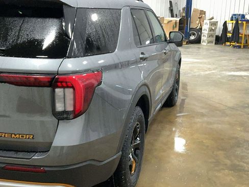 New 2026 Ford Explorer Tremor image 5