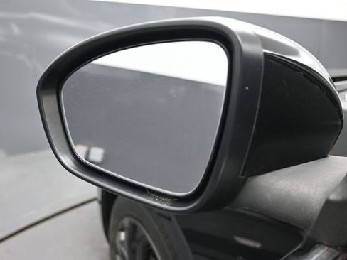 Used 2025 Nissan Sentra S FWD image 4