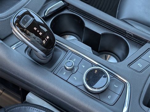 Used 2020 Cadillac XT6 Premium Luxury image 21