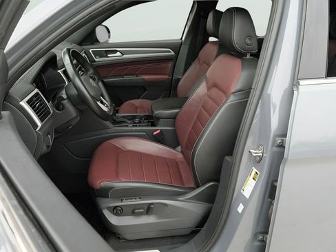Used 2023 Volkswagen Atlas Cross Sport SEL Premium R-Line AWD/4WD image 21