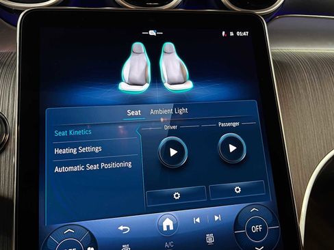 New 2026 Mercedes-Benz GLC 300 4MATIC image 32