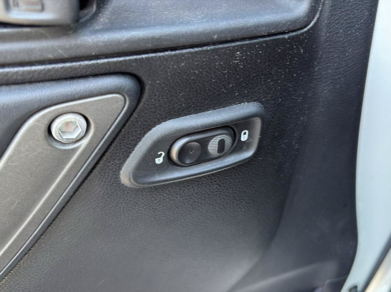 Used 2016 Jeep Wrangler Unlimited Sport AWD/4WD image 14