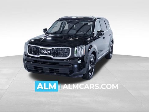 Used 2024 Kia Telluride EX w/ EX Captain's Chair Package AWD/4WD image 1