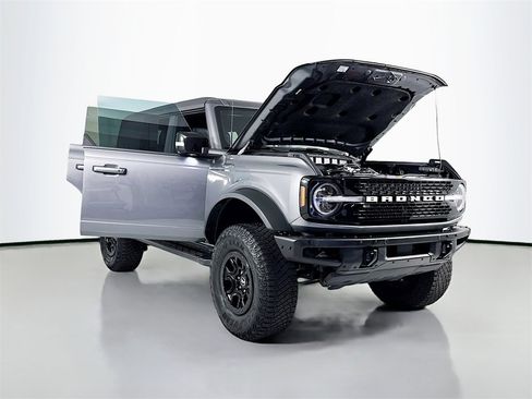 Used 2021 Ford Bronco Wildtrak image 26