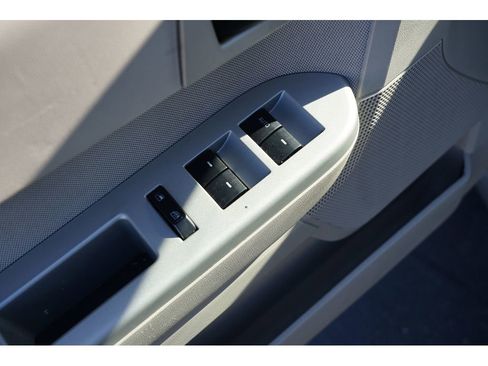 Used 2011 Ford Escape 2WD Hybrid image 16