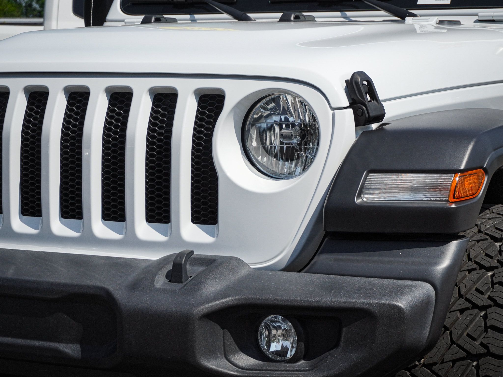 Used 2022 Jeep Wrangler Unlimited Sport AWD/4WD image 6