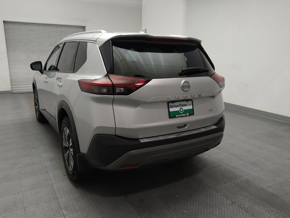 Used 2021 Nissan Rogue SV w/ Premium Package FWD image 6