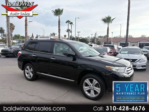 Used 2013 Toyota Highlander Limited AWD/4WD image 1