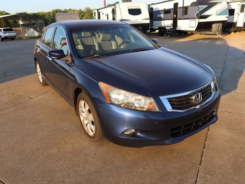 Used 2009 Honda Accord EX-L image 2