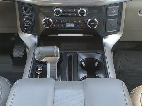 Certified 2025 Ford F150 Platinum w/ Equipment Group 703A Plus image 17