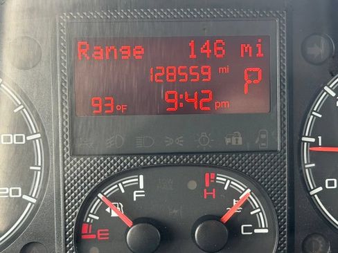 Used 2014 RAM ProMaster 1500 FWD image 16