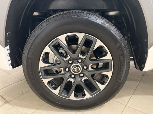 Used 2023 Toyota Tundra Limited image 28