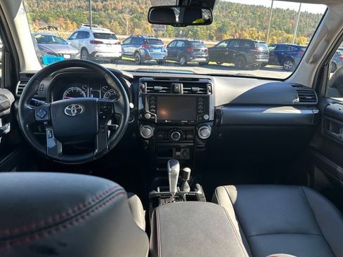 Used 2024 Toyota 4Runner TRD Off-Road Premium image 12
