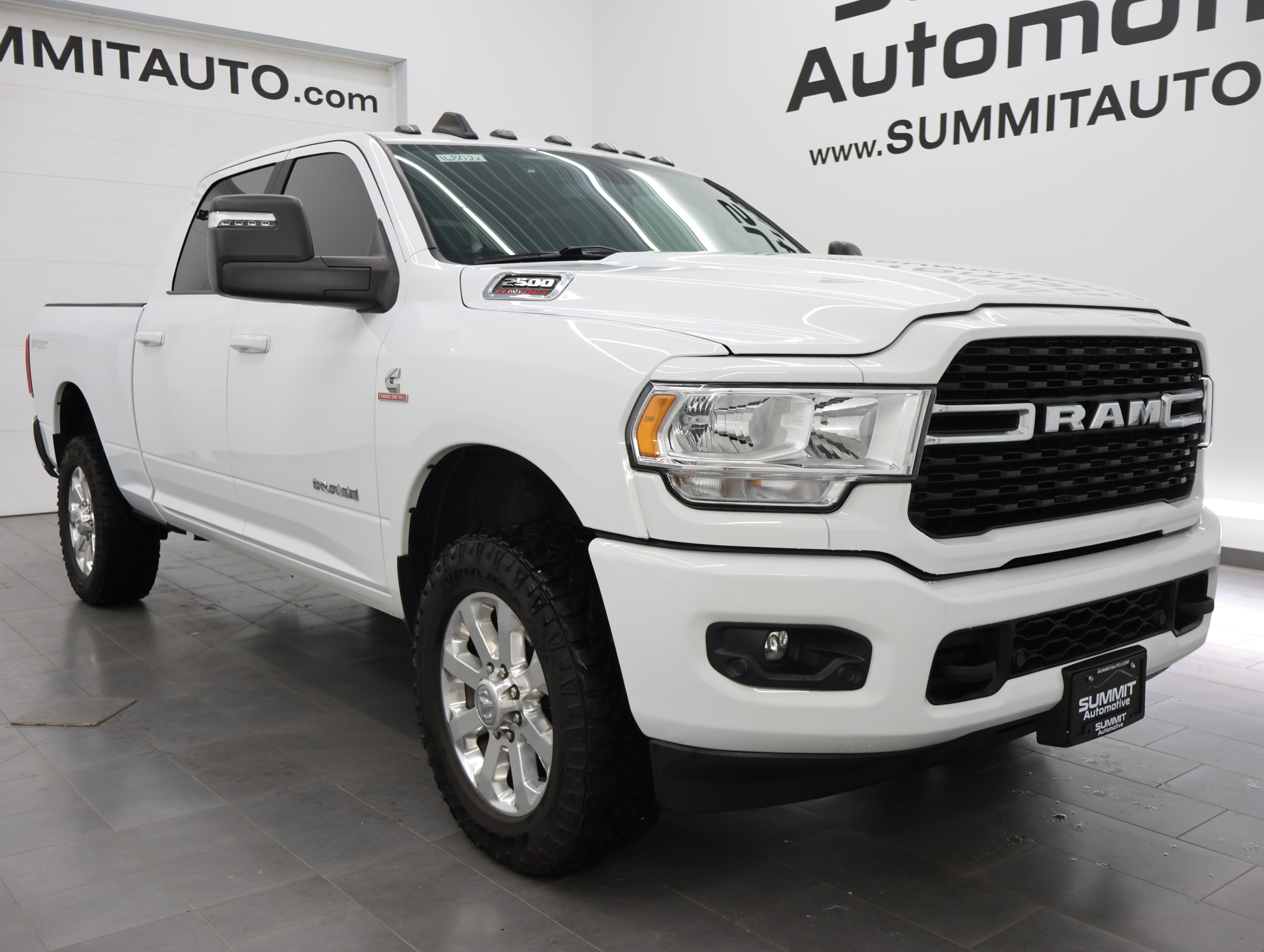 Used 2023 RAM 2500 Big Horn w/ Level 1 Equipment Group AWD/4WD image 2