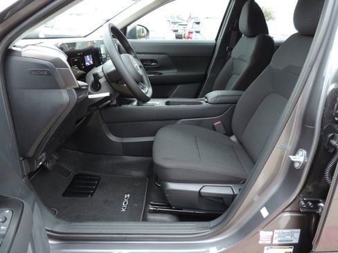 New 2026 Nissan Kicks S image 15
