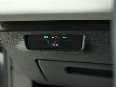 New 2026 Volkswagen Tiguan SE R-Line FWD image 26