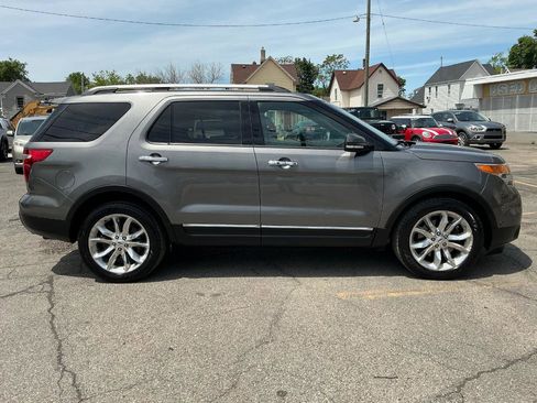 Used 2014 Ford Explorer Limited w/ Equipment Group 302A AWD/4WD image 2