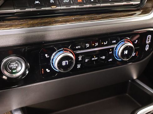 Used 2023 GMC Sierra 1500 Elevation image 7