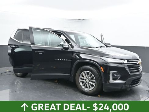 Used 2023 Chevrolet Traverse LT image 51