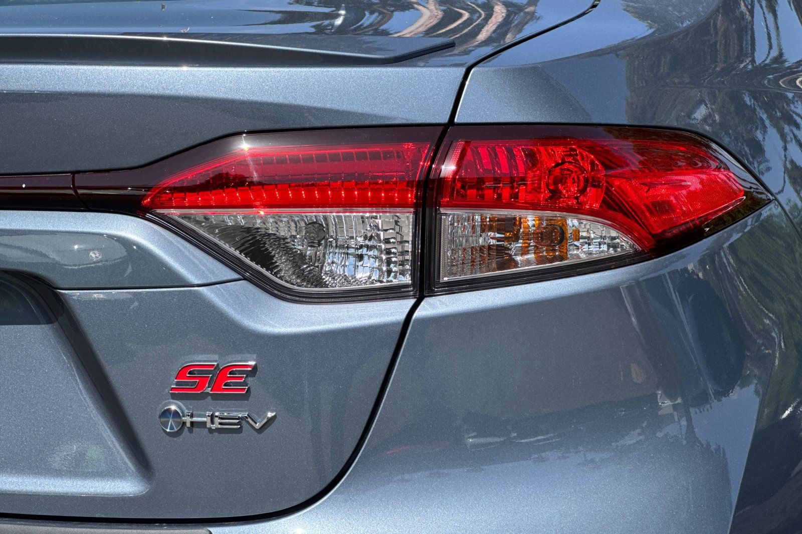 Used 2026 Toyota Corolla SE w/ SE Premium Package FWD image 24