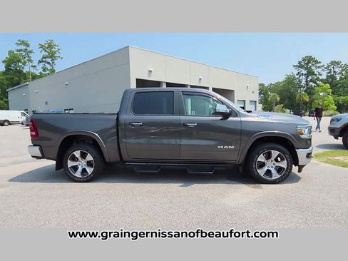 Used 2022 RAM 1500 Laramie AWD/4WD image 32
