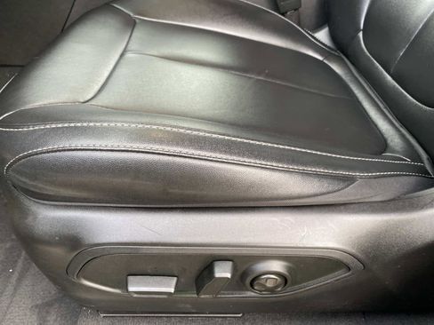 Certified 2024 Jeep Grand Cherokee Limited image 21