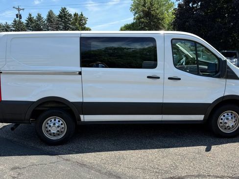 Used 2020 Ford Transit 150 Low Roof AWD image 15