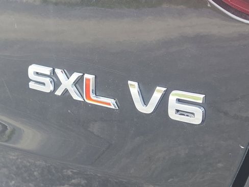 Used 2015 Kia Sorento SX image 28