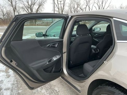 Used 2024 Chevrolet Malibu LT w/ LPO, Floor Liner Package image 18