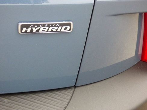 New 2025 Ford Escape SE w/ PHEV Premium Package image 3