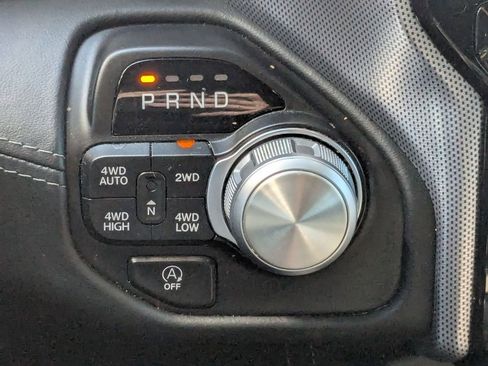 Used 2019 RAM 1500 Limited image 11