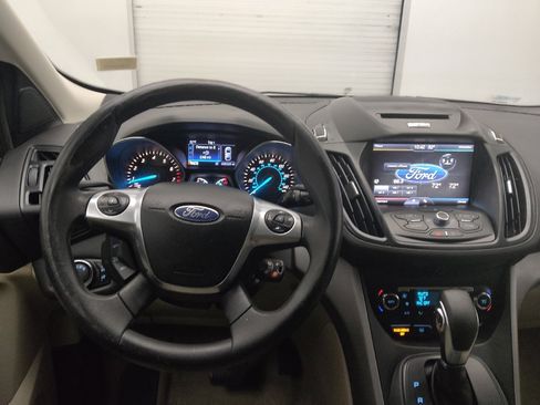 Used 2015 Ford Escape SE w/ Equipment Group 201A image 22
