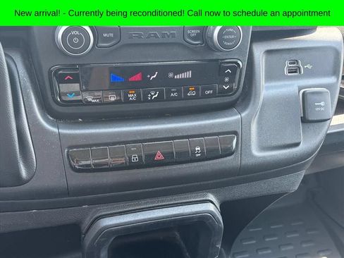 Used 2025 RAM ProMaster 2500 w/ U-Haul Equipment Group FWD image 17