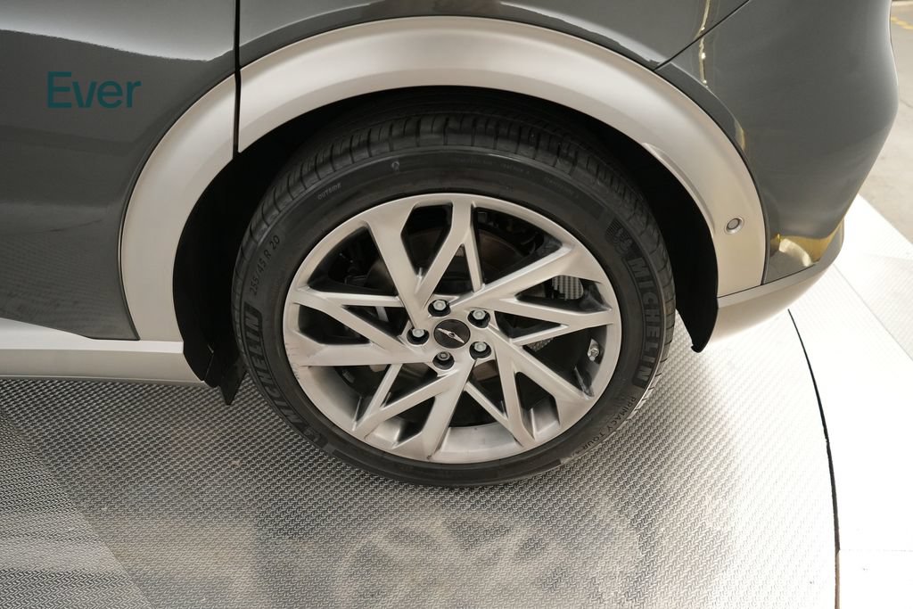 Used 2023 Genesis GV60 Advanced AWD/4WD image 19