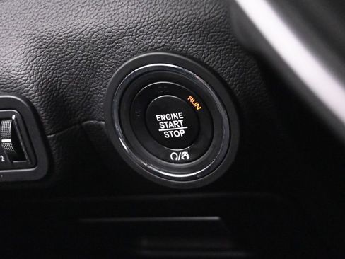 Used 2021 Maserati Ghibli S RWD image 39