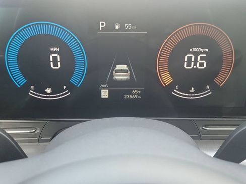 Used 2025 Hyundai Kona SEL image 20