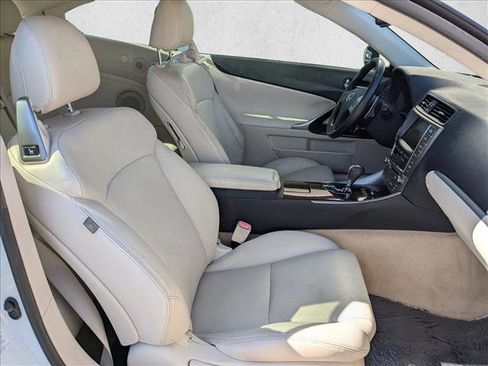 Used 2012 Lexus IS 350C image 20