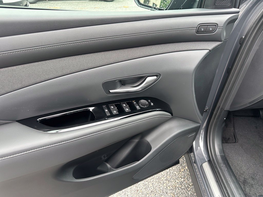 New 2026 Hyundai Tucson Limited AWD/4WD image 13