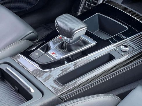 Used 2022 Audi SQ5 Premium Plus w/ Premium Plus Package image 38